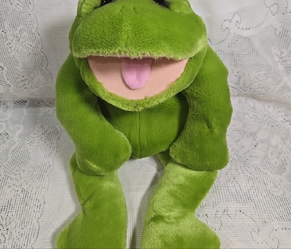 Applause LouRankin Plush Green Frog Stuffed Animal Toy - Picture 2 of 7